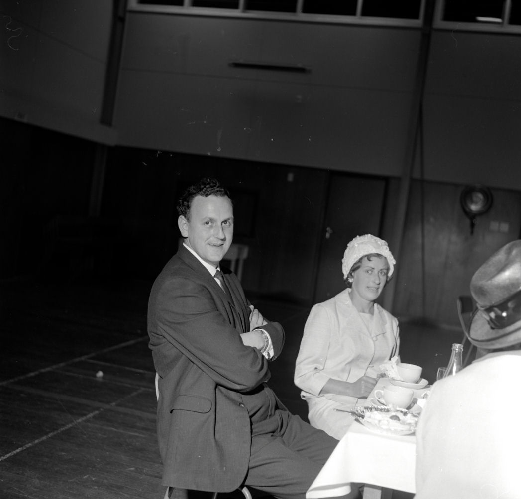 Wedding; Kenneth Greig McDonald and Elizabeth Pearlene Baker 20. [P1-6844-9234.]