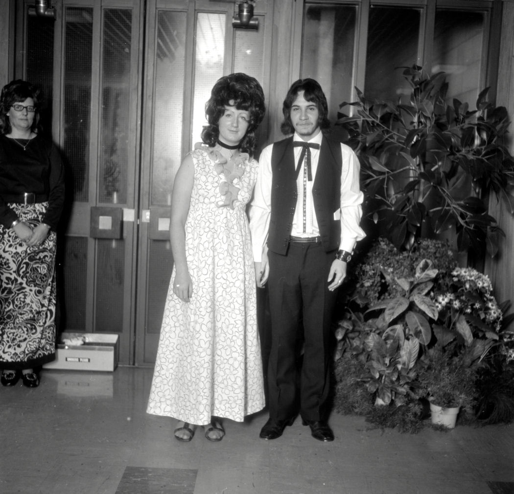 RSA ball 1972; arrivals. [P1-6880-9270]