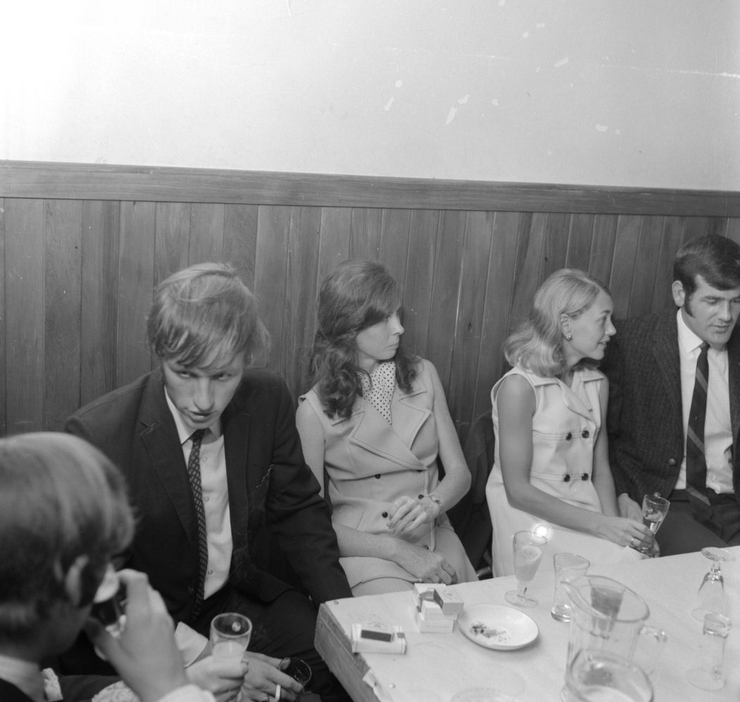 B Hoey 21st [P1-6915-9305]