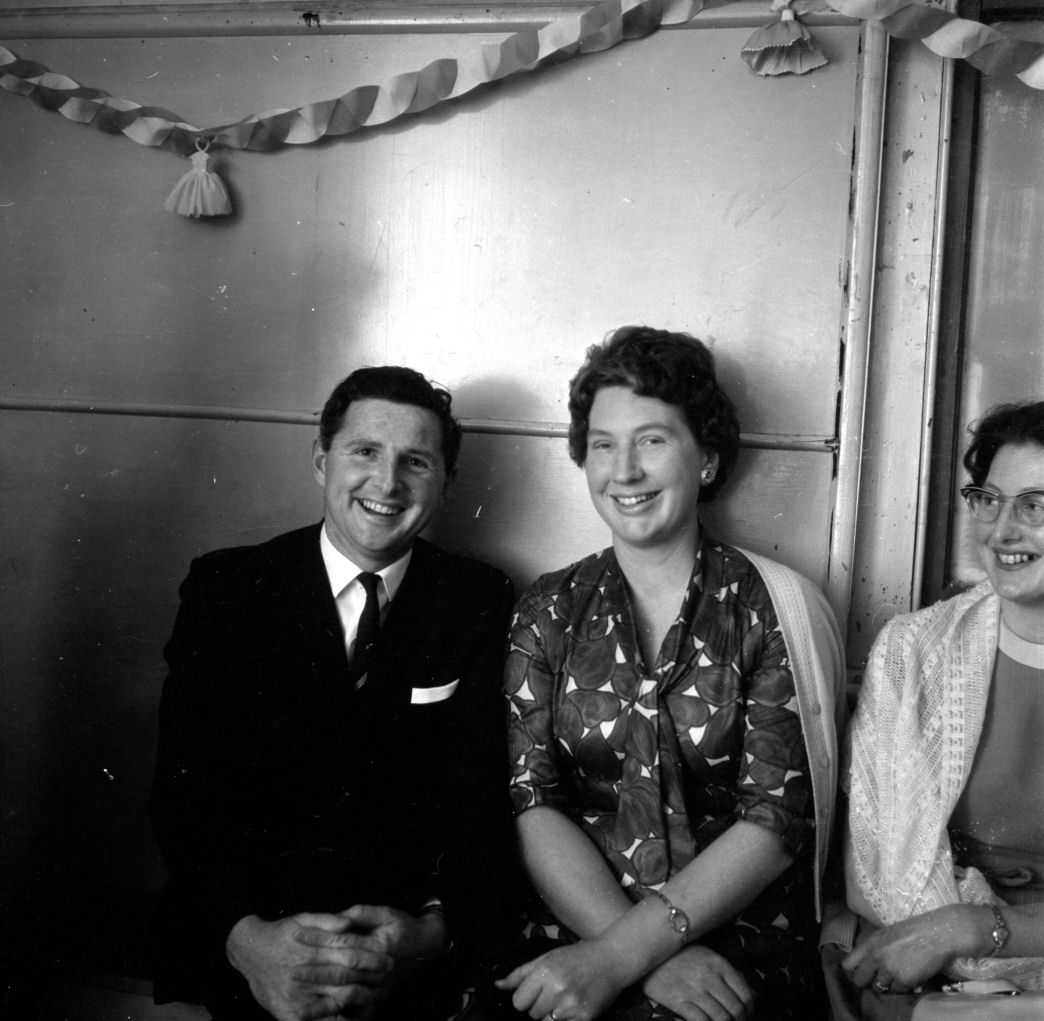 Carol Ross 21st. [P1-7249-9639]