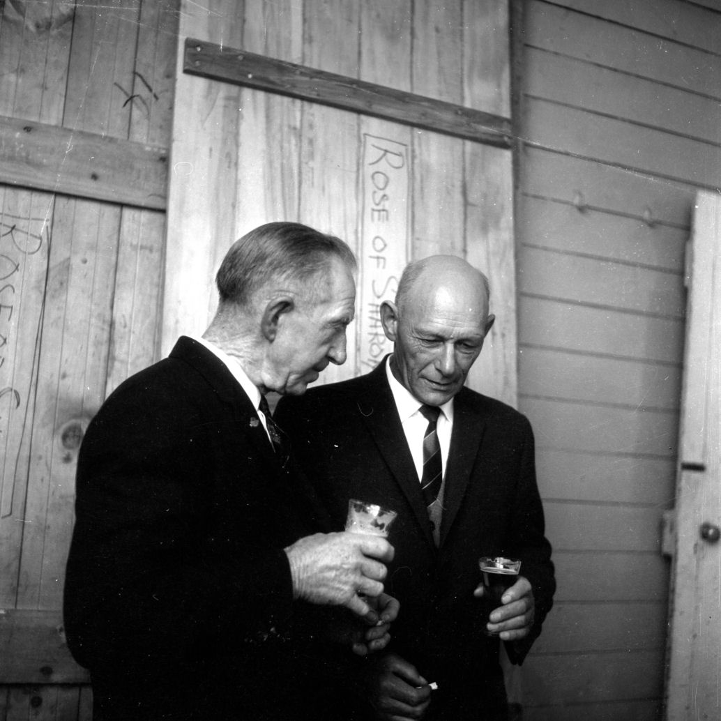 Carol Ross 21st. [P1-7256-9646]