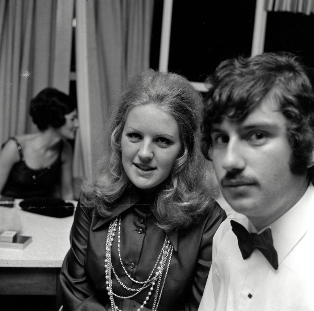 Armstrong 21st [P1-8072-10462].