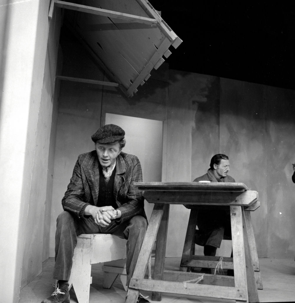 Heretaunga Players; Major Barbara: Arthur Williams, Bob Gillespie.