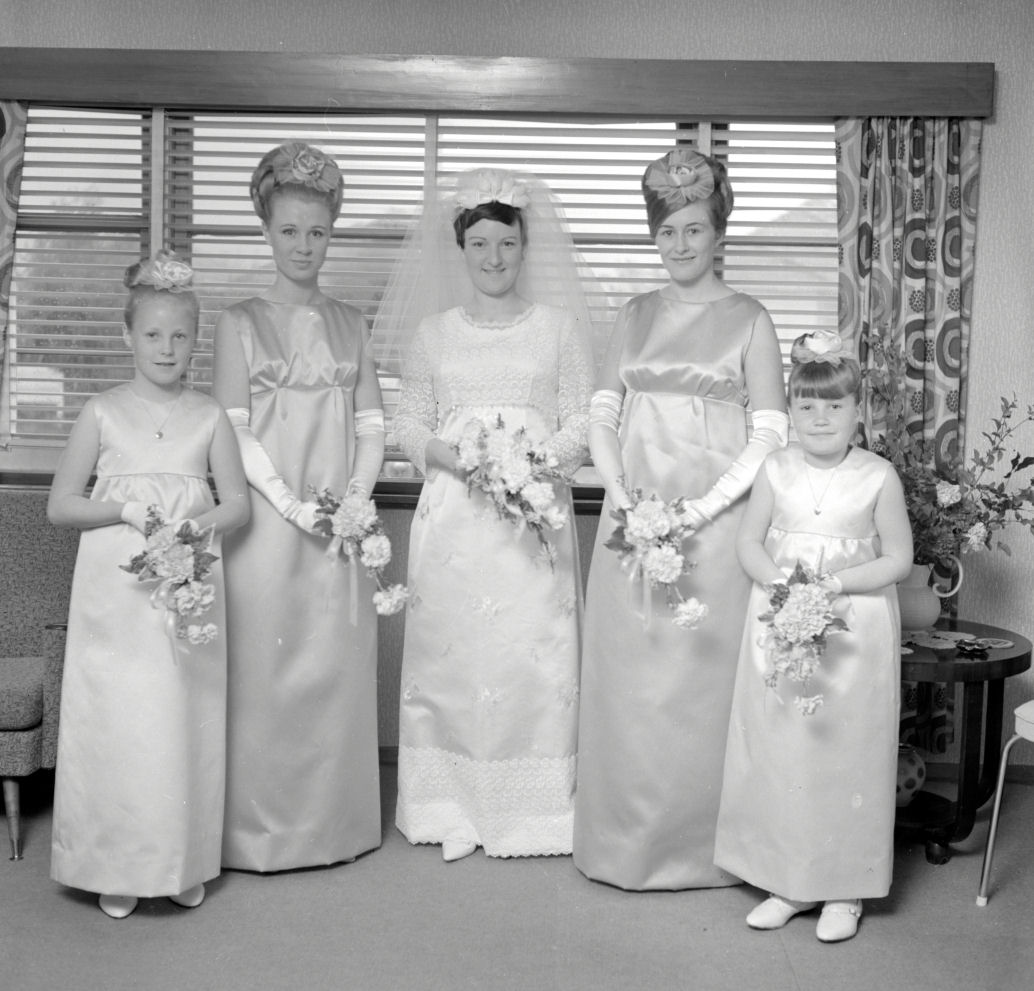 Wedding; Brian John Pearce and Dale Susan Stewart;  2. [P1-8755-11145]