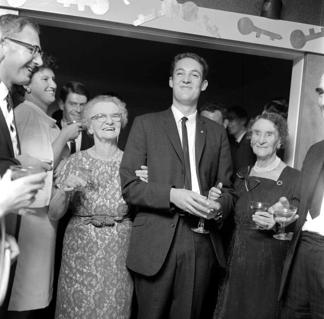 Bath 21st [P1-8880-11270]