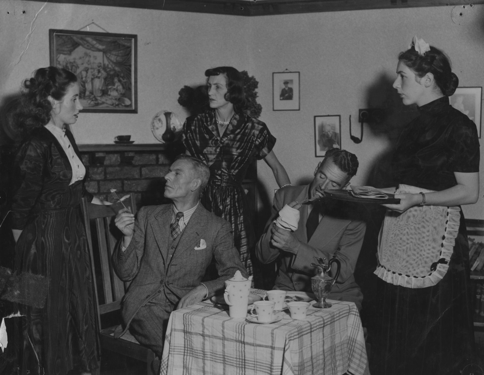 Heretaunga Players; Lovers' Leap: unknown, Richard and Julia Bradley, Robert McNicol, unknown.