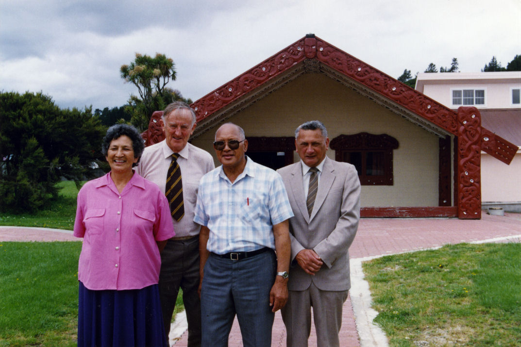 Ōrongomai Marae 1992; Grace Nicholls, Dr Humphrey Rainey, Nuia Waikari, Harry Eruera.