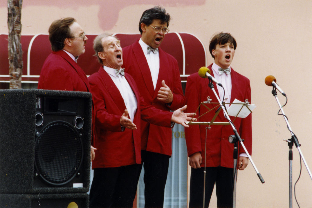 Barber shop quartet; The Razor's Edge.