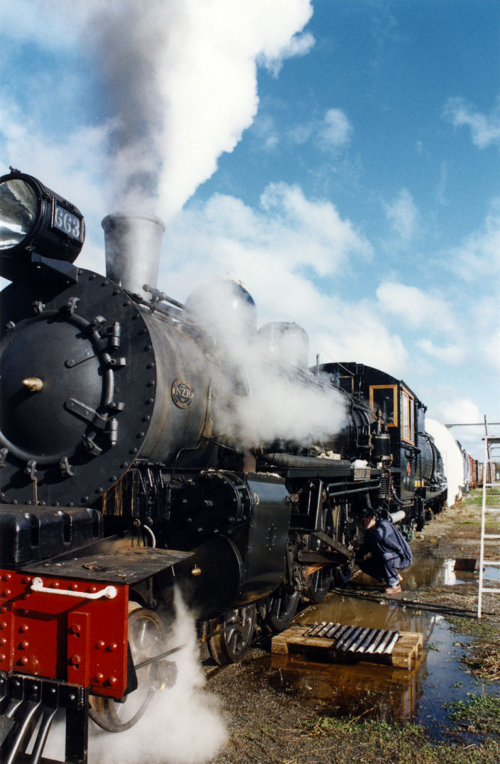 Mainline Steam Trust's AB steam locomotive, No. 663, built 1917.