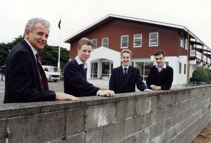 HIBS; Hutt International Boys' School; new site includes former Burnham Lodge.