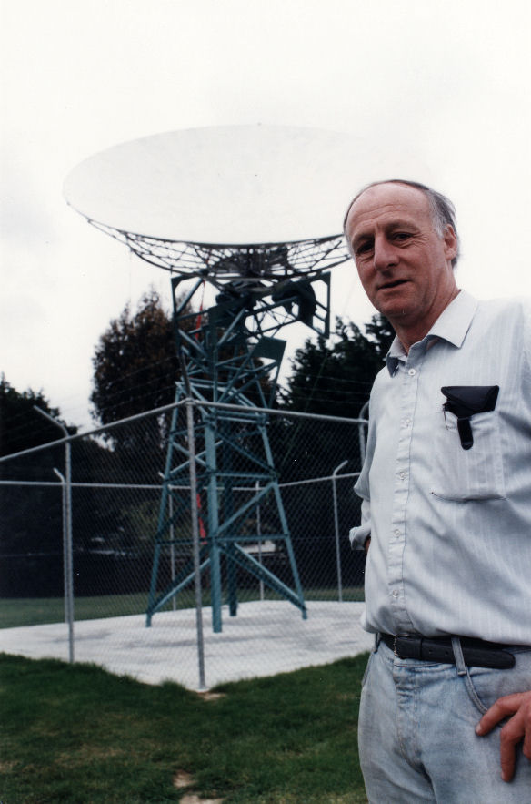 Central Institute of Technology buildings; New Zealand's first radio telescope nears completion. 