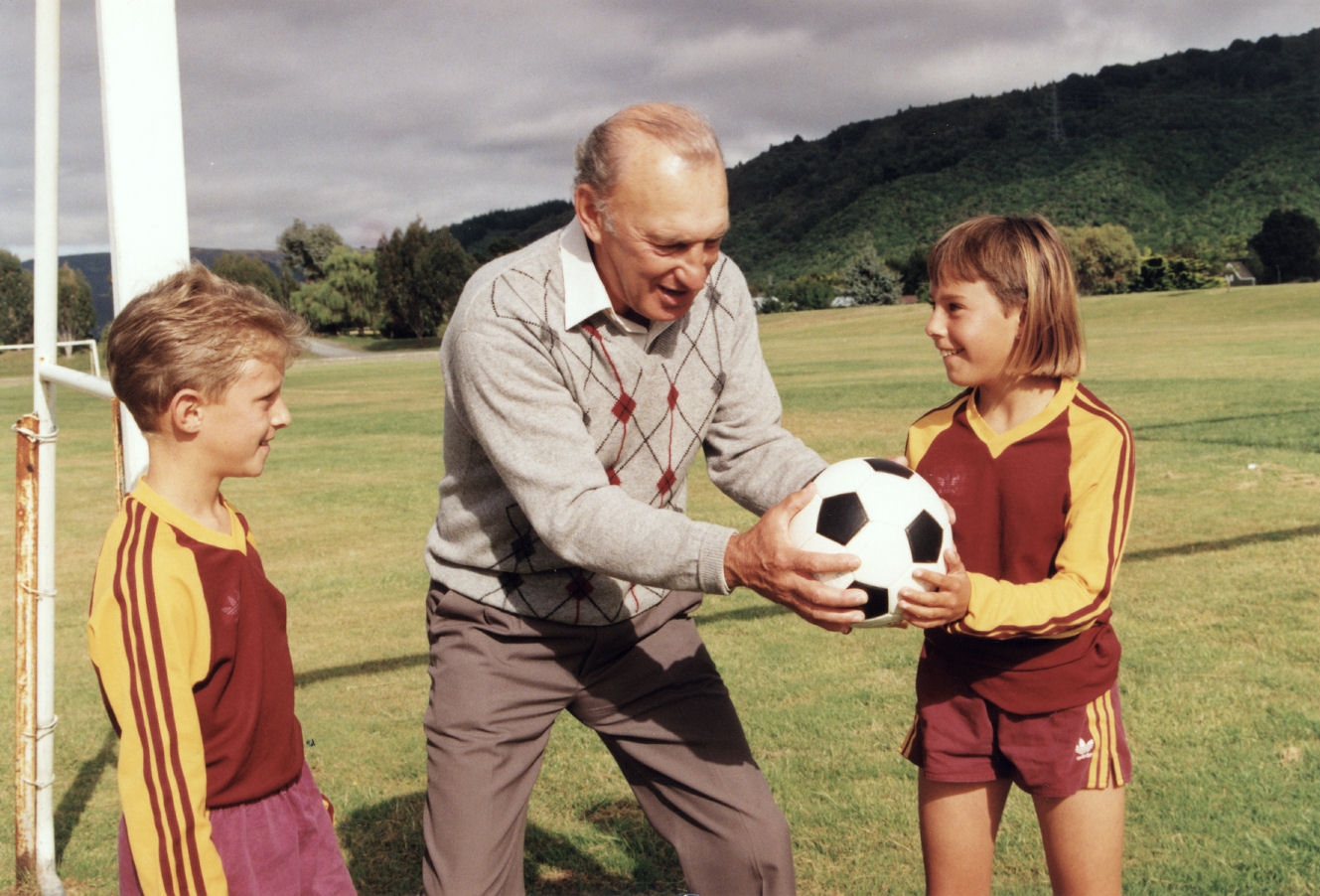 Soccer; Jimmy Warrender, All White captain 1950-1960, passes on tips.