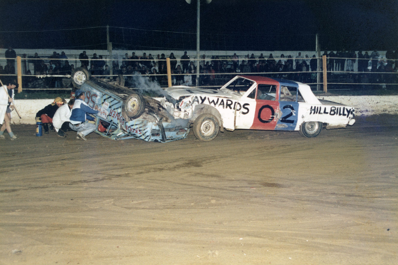 Te Marua Speedway; demolition derby action.