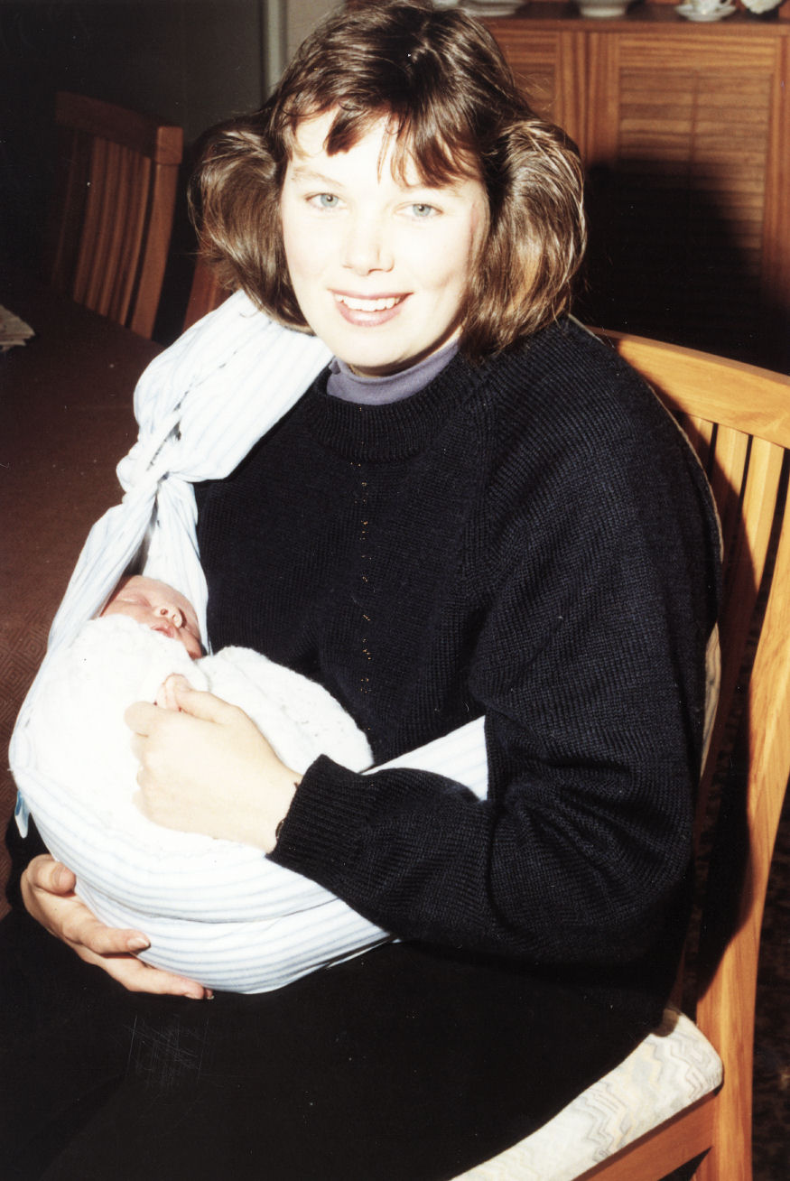 Antenatal class member Lisa Behrent presented with a sling