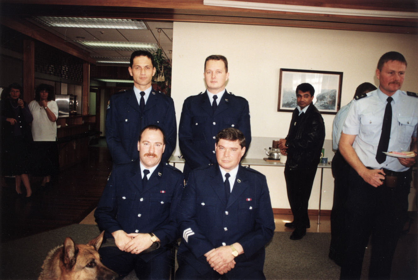 Police bravery awards after hostage drama