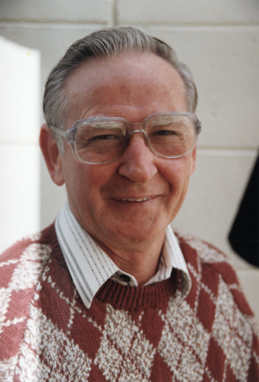 Wright &amp; Carman, Nicolaus Street; bookbinder Ray Henderson retires after 34 years.