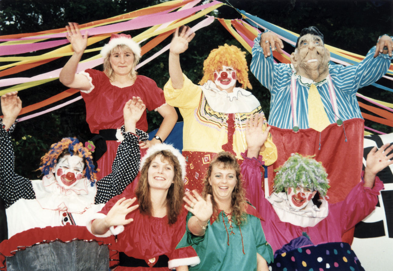 Christmas parade, Stokes Valley, 1994; clowns and friends.