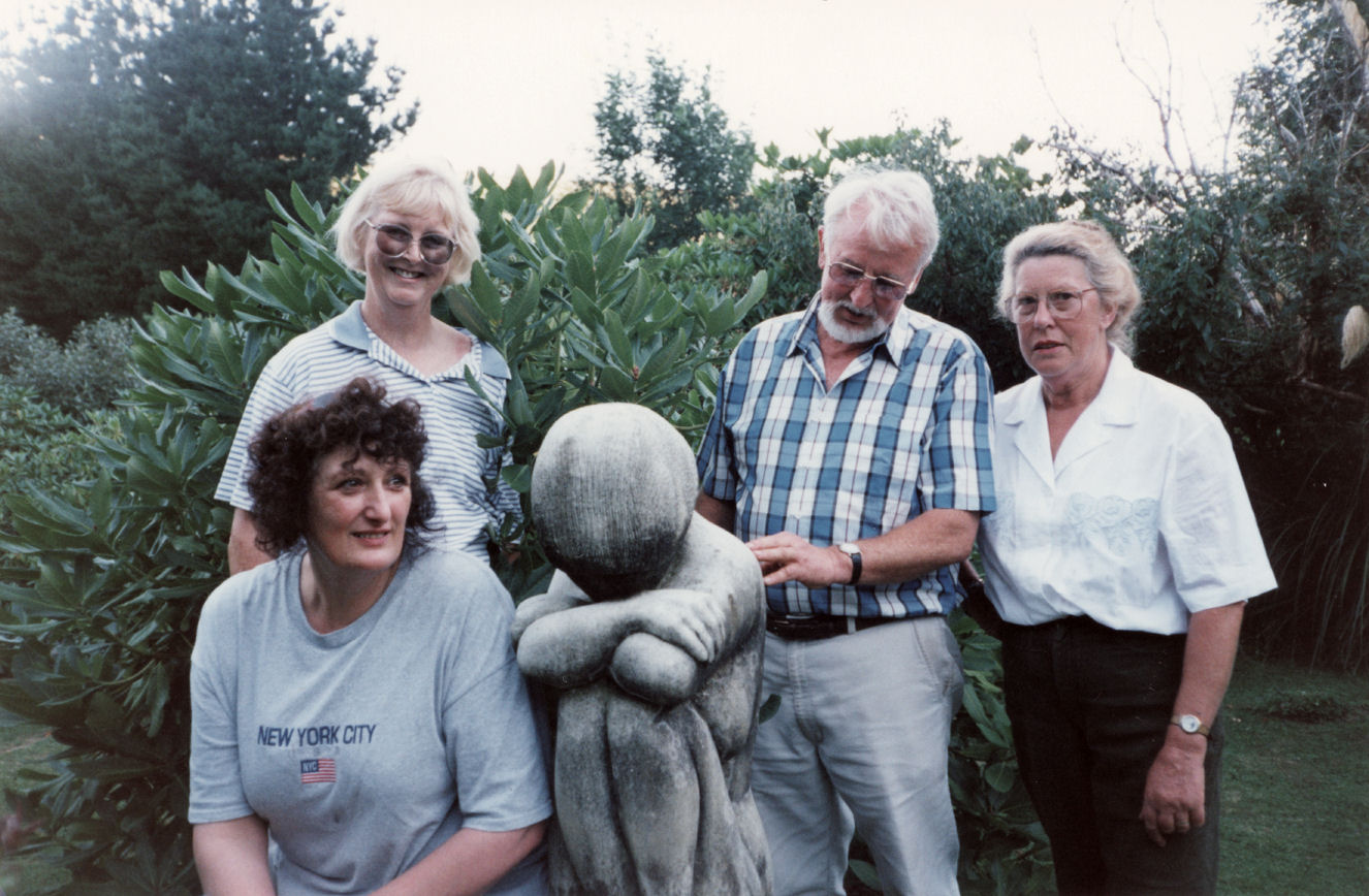 Efil Doog Garden of Art, Akatarawa; group with 'Dragon Fly' sculpture