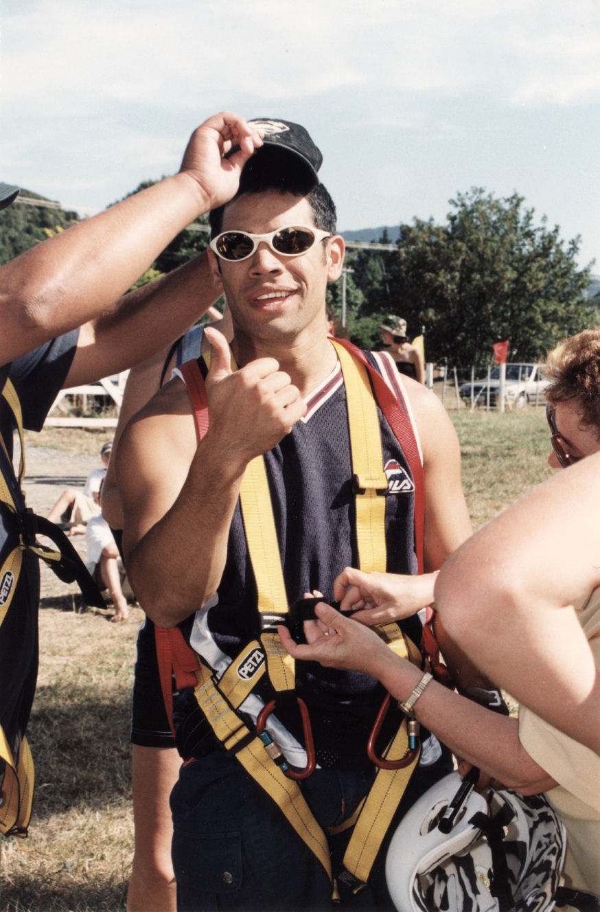 Lions; Te Marua Black Stump Pole Swing charity fund-raiser; thumbs up from Anthony Samuels of 'What Now'.