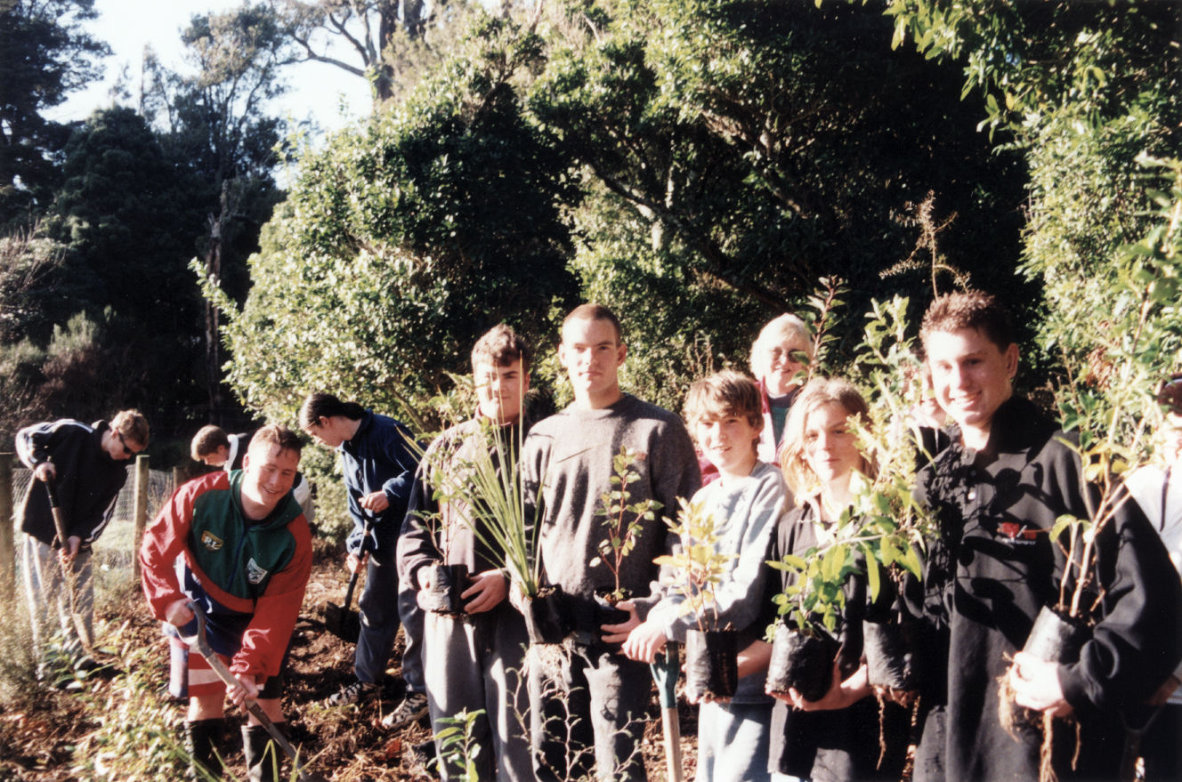 Planting trees in Trentham Memorial Park, 1999