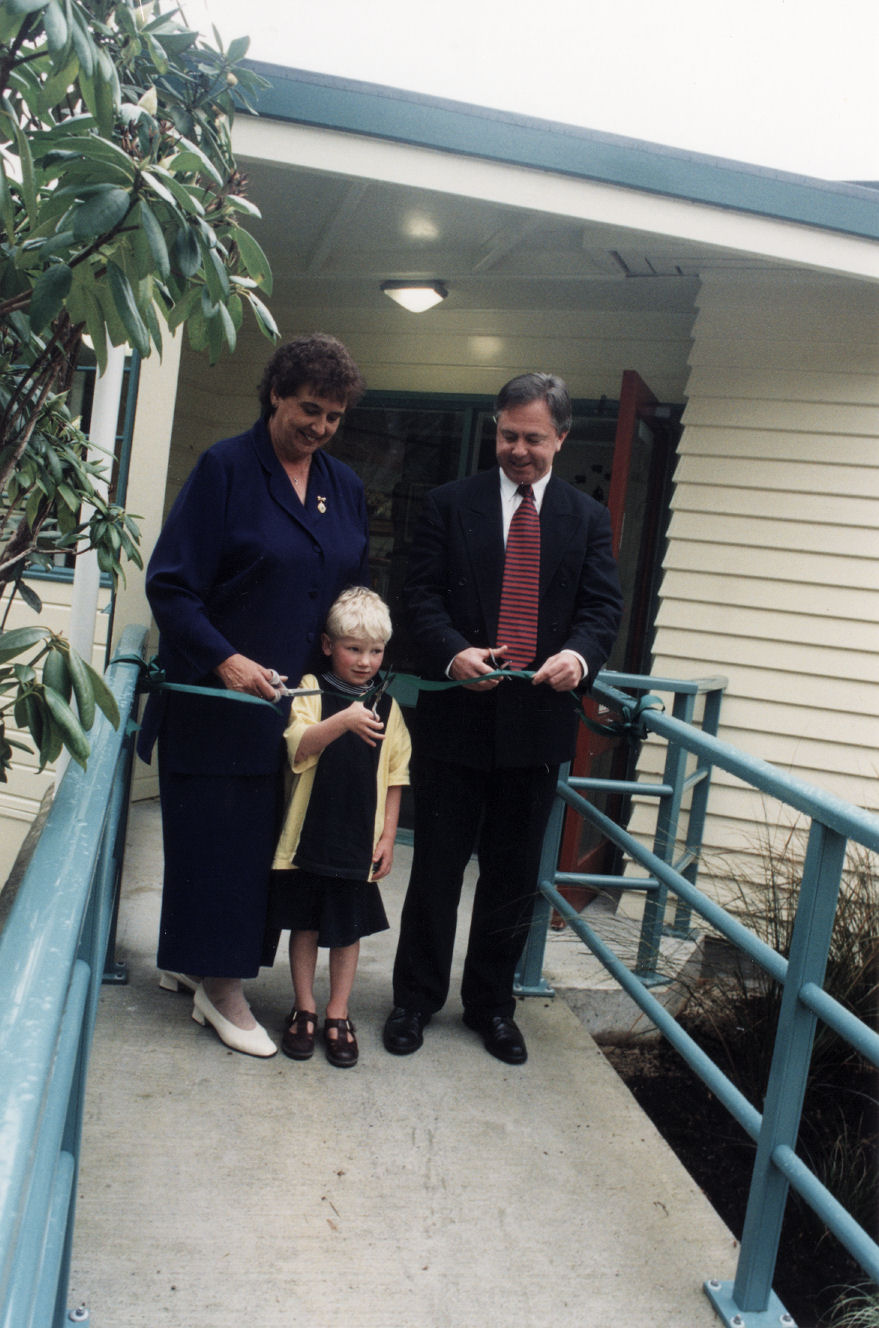 Plateau School; refurbished library opened by Nathaniel Plester, Maria Moen, Rimutaka MP Paul Swain.