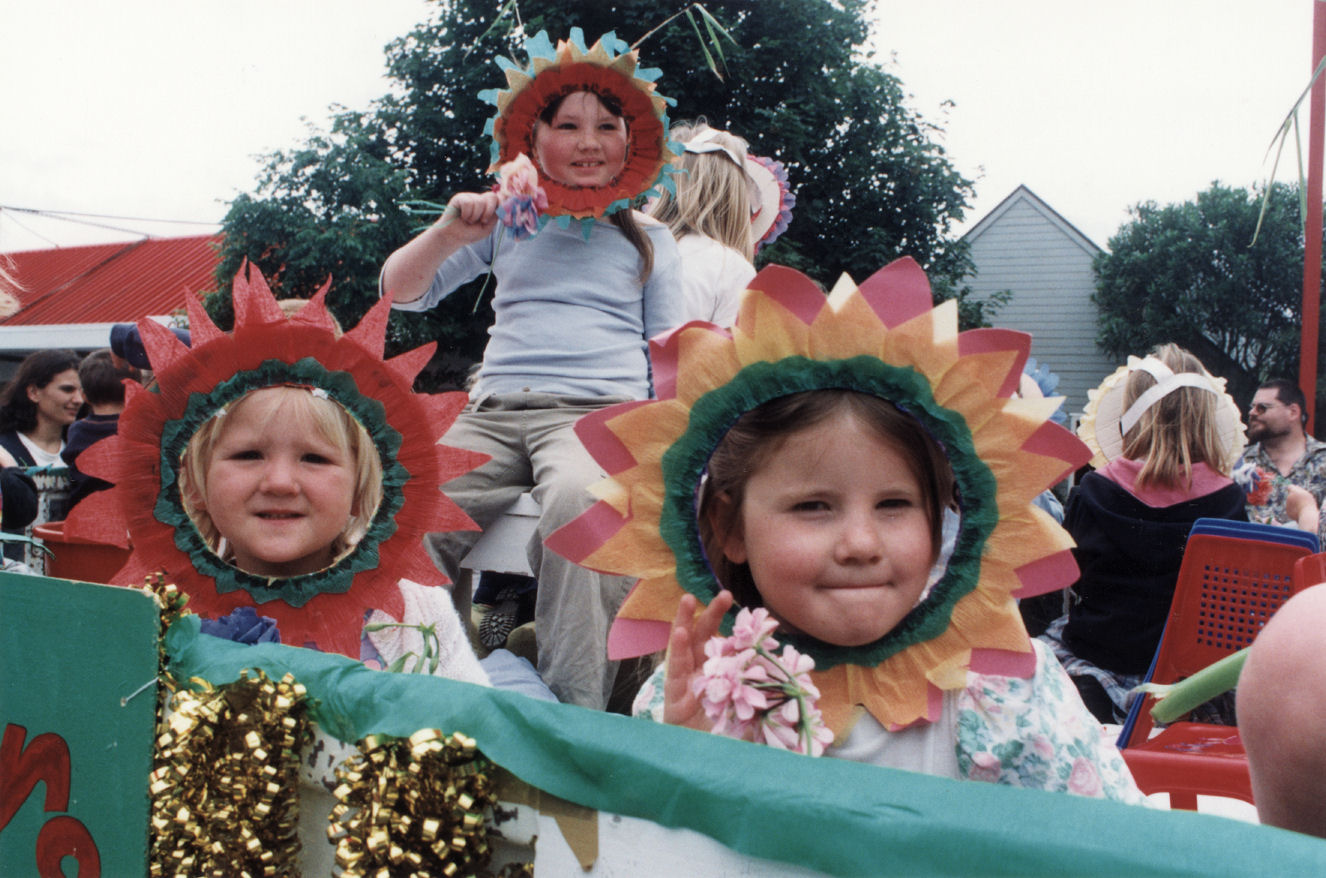 Christmas parade 1999; flower children