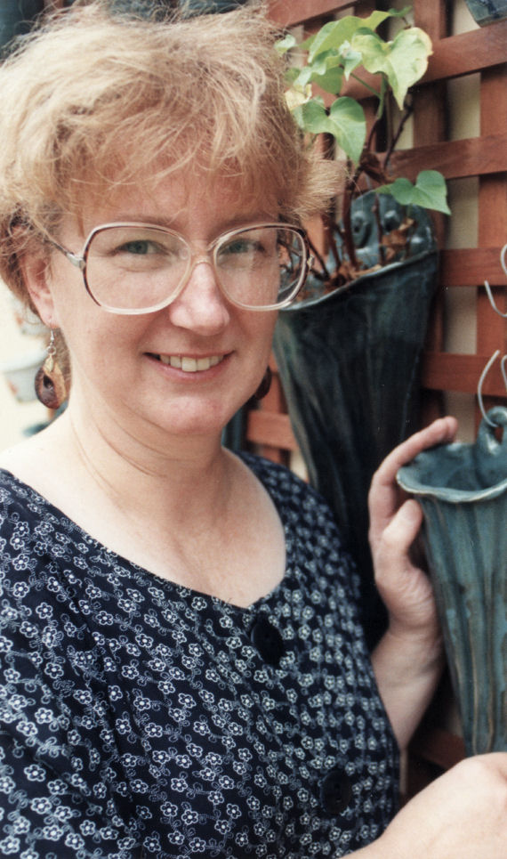 Kathy Palenski, Akatarawa potter, and sports writer husband Ron move to Dunedin.