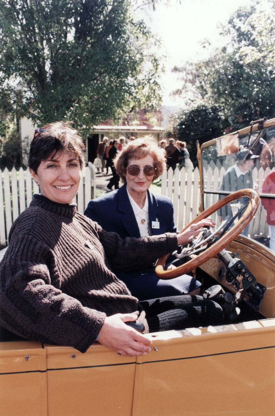 Golders' Cottage; visitors from Turkey.