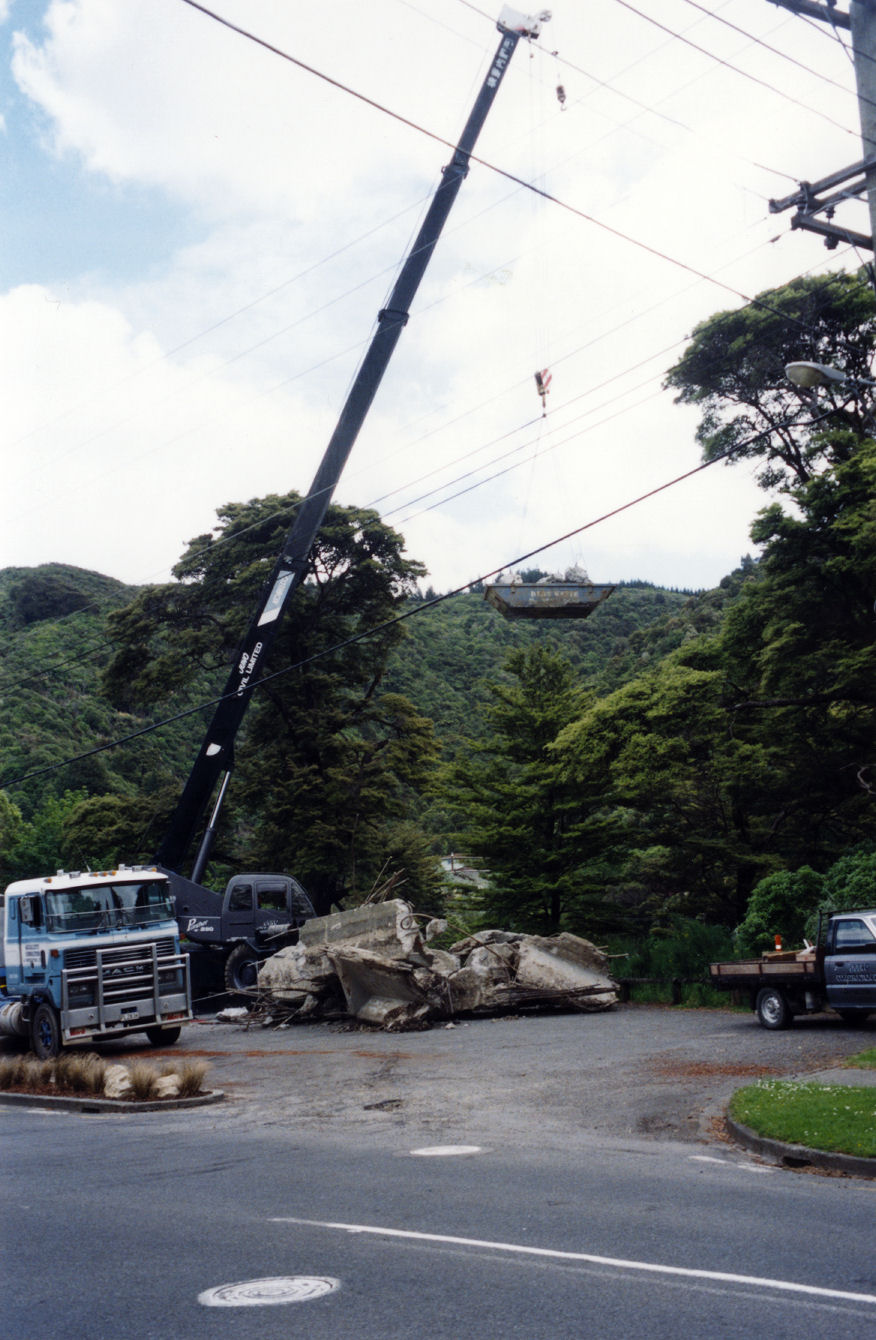 Birchville Bridge 1; Hutt River; Rata Street to Bridge Road;  remains being removed after a flood.