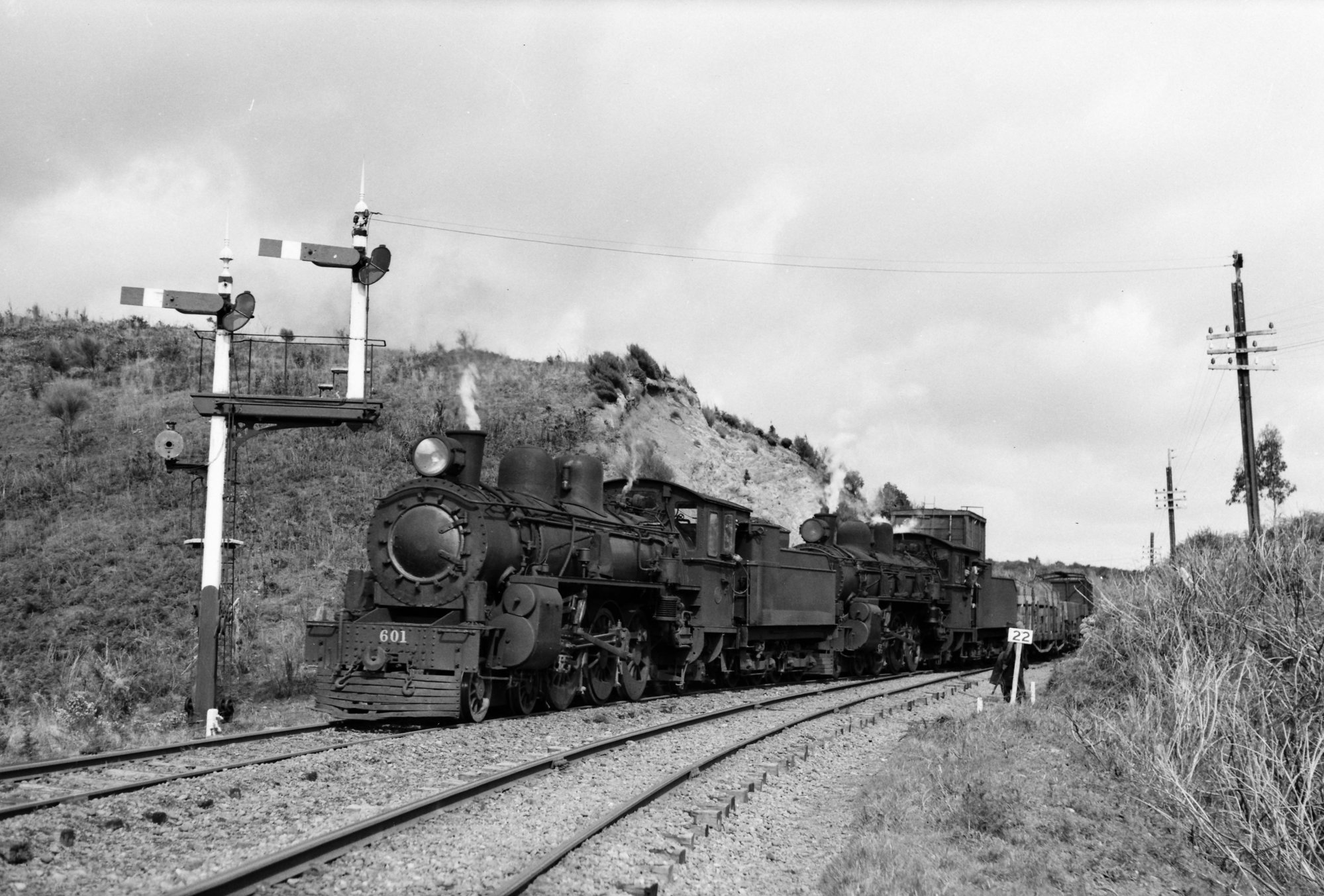 A-class locomotives No. 601 and 604 on Train 752; entering Kaitoke yard from the south - c1955. 
