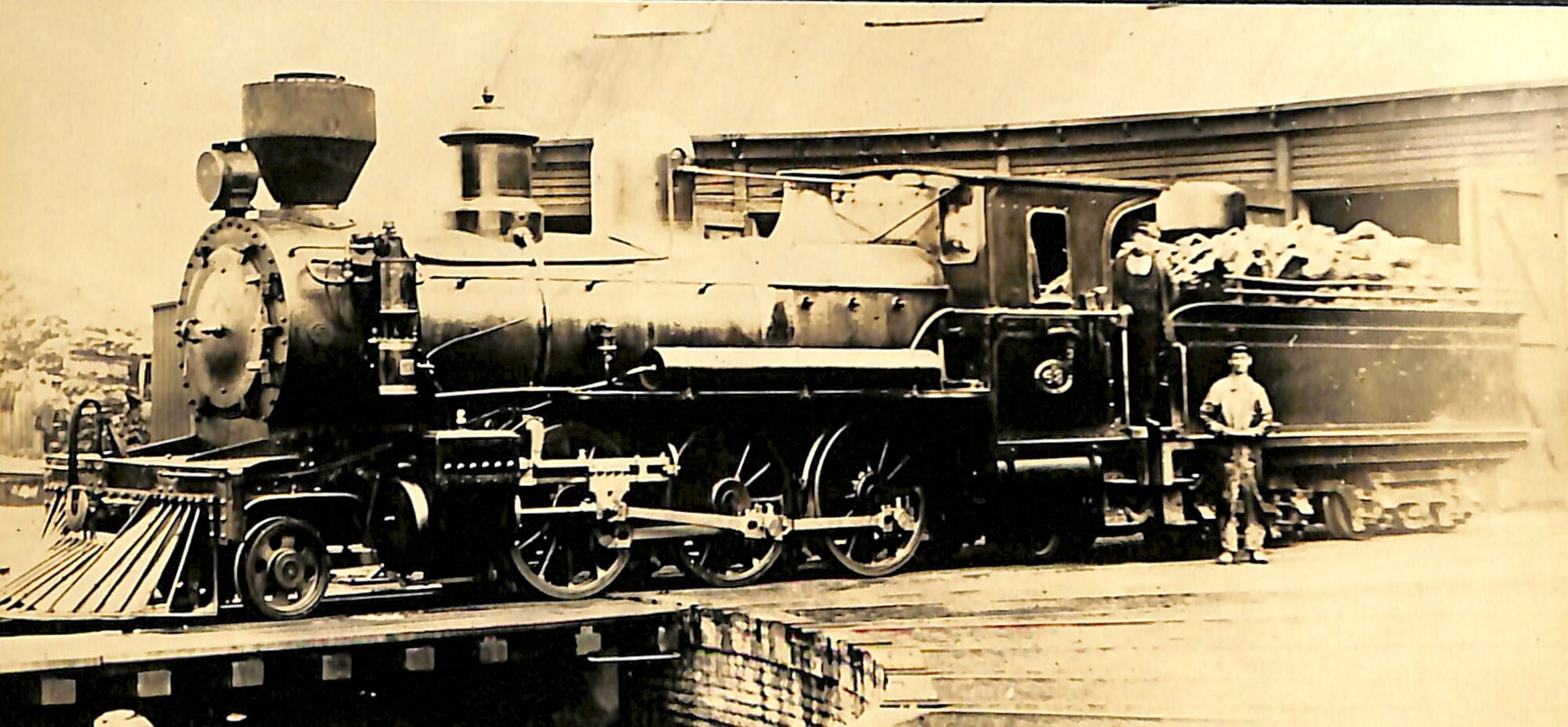 New Zealand Railways locomotive, V 2-6-2 class; number 63