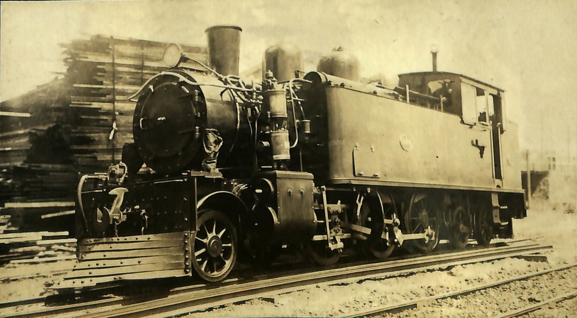 New Zealand Railways locomotive, Wf 2-6-4 T class; number illegible