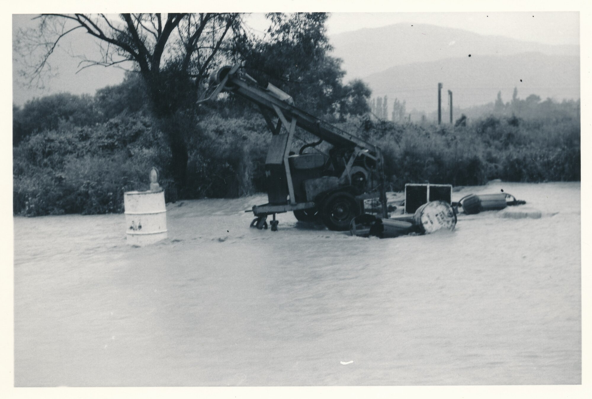Flood, 1976; Silverstream; 4 of 9