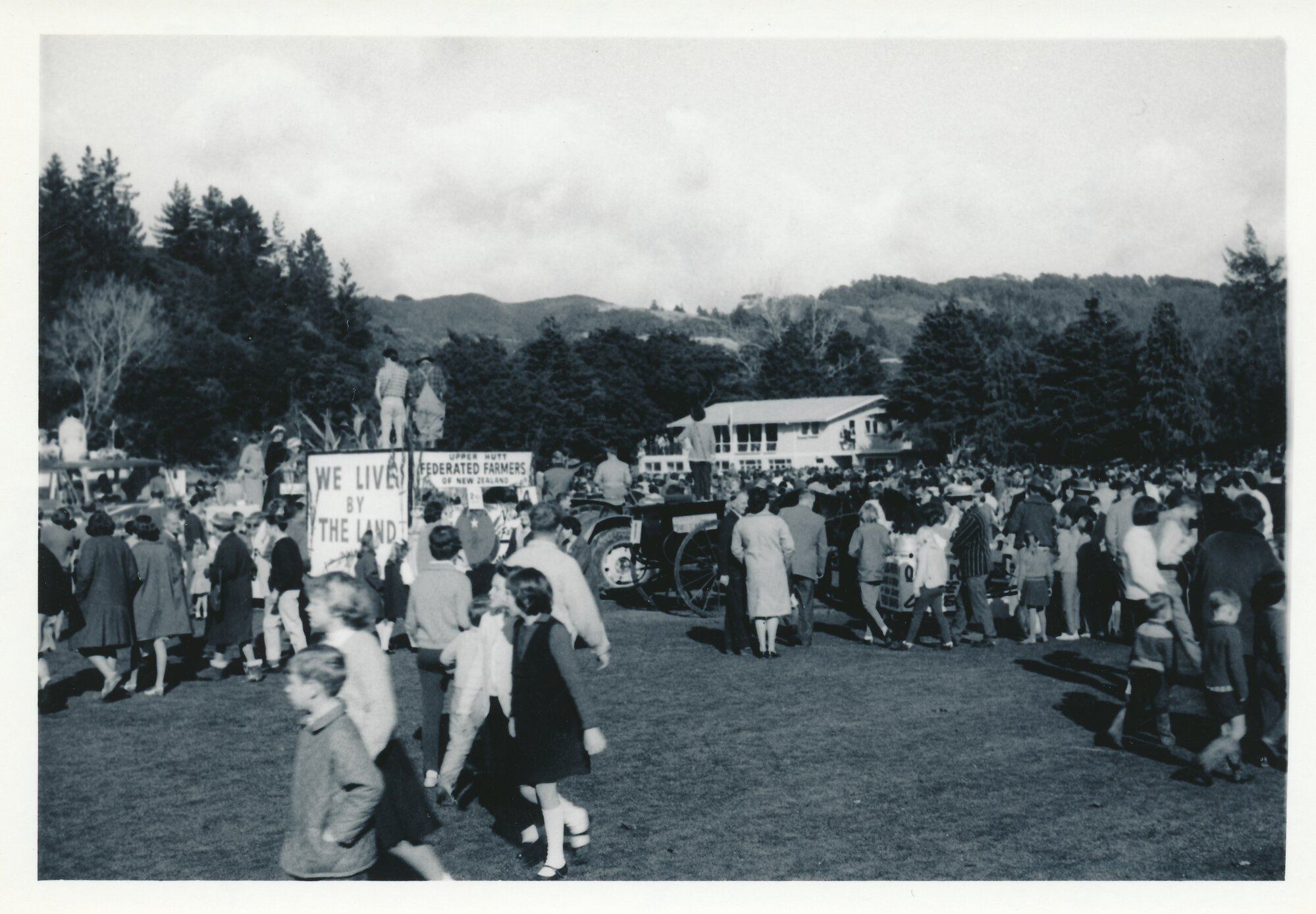 City status celebrations 1966, Maidstone Park; small floats, in the crowd.