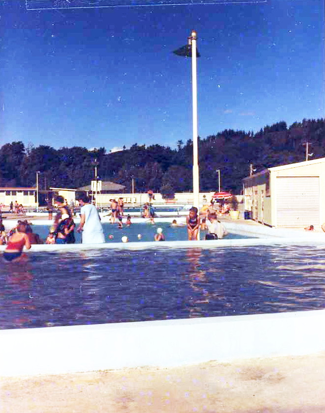 Maidstone Pool; picture 2 from a contact sheet of eight.