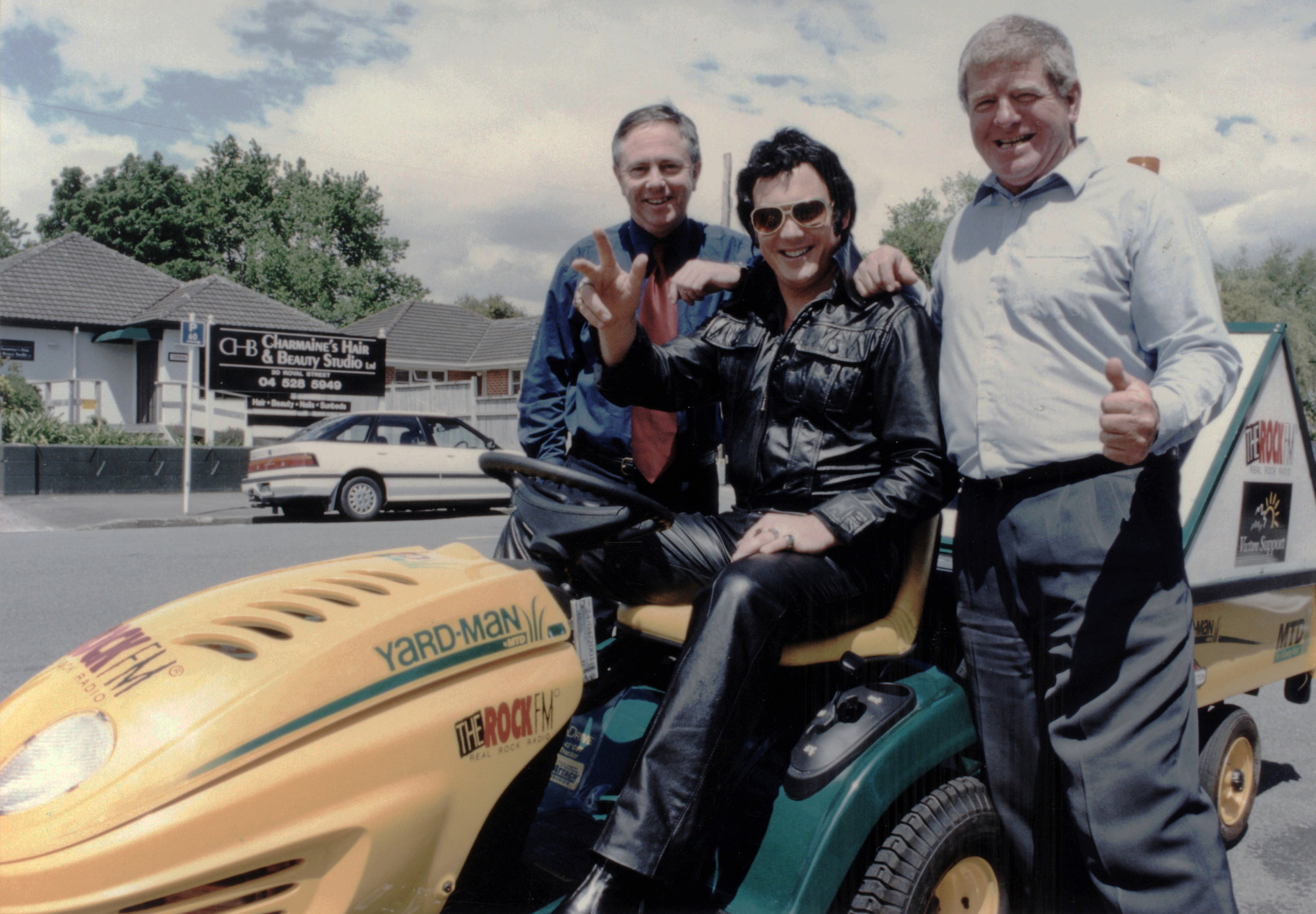 Victim Support fund-raiser; ride-on mower travelling Invercargill-to-Auckland.