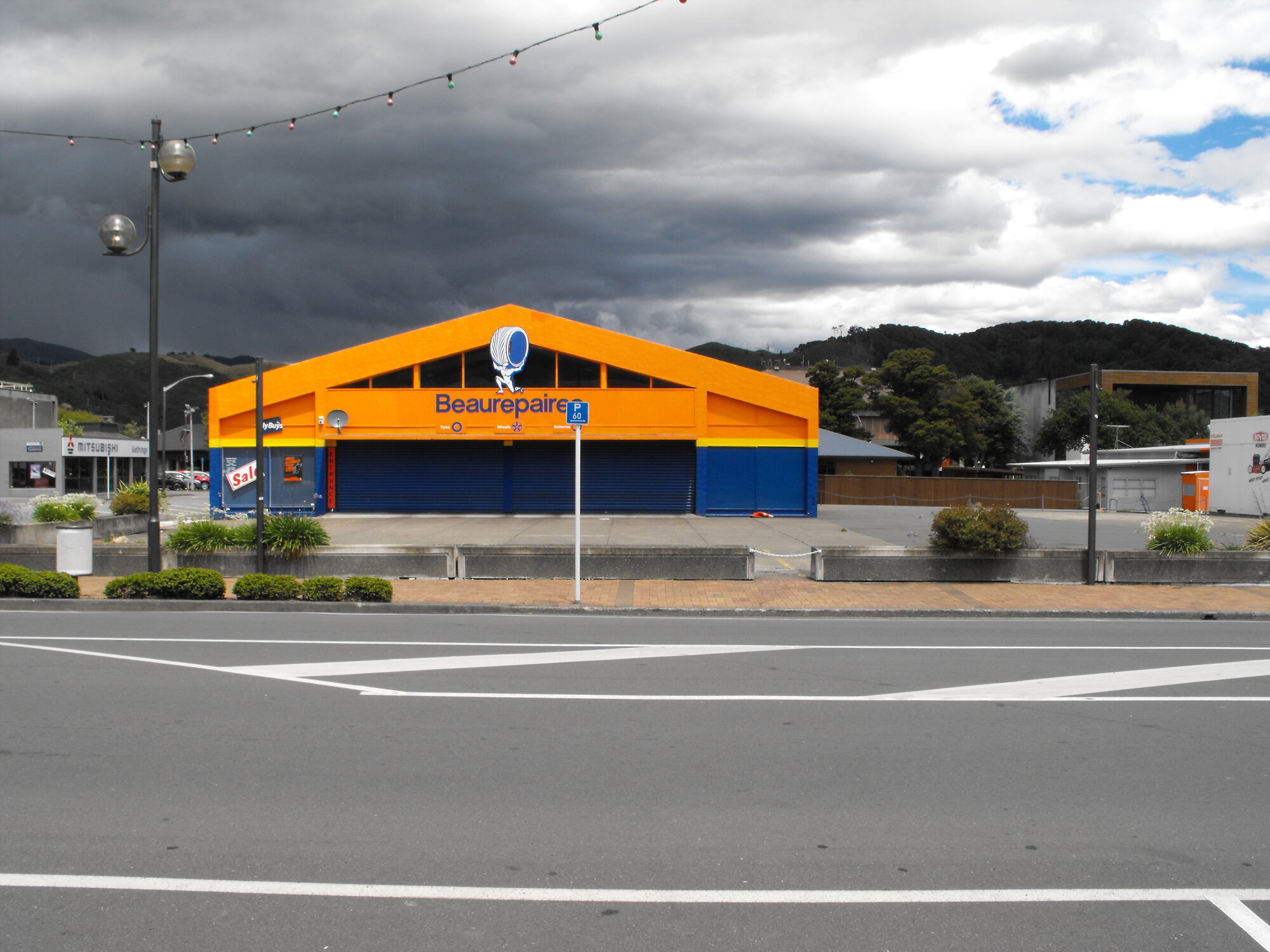 Main Street, south side; No.  50; Beaurepaires