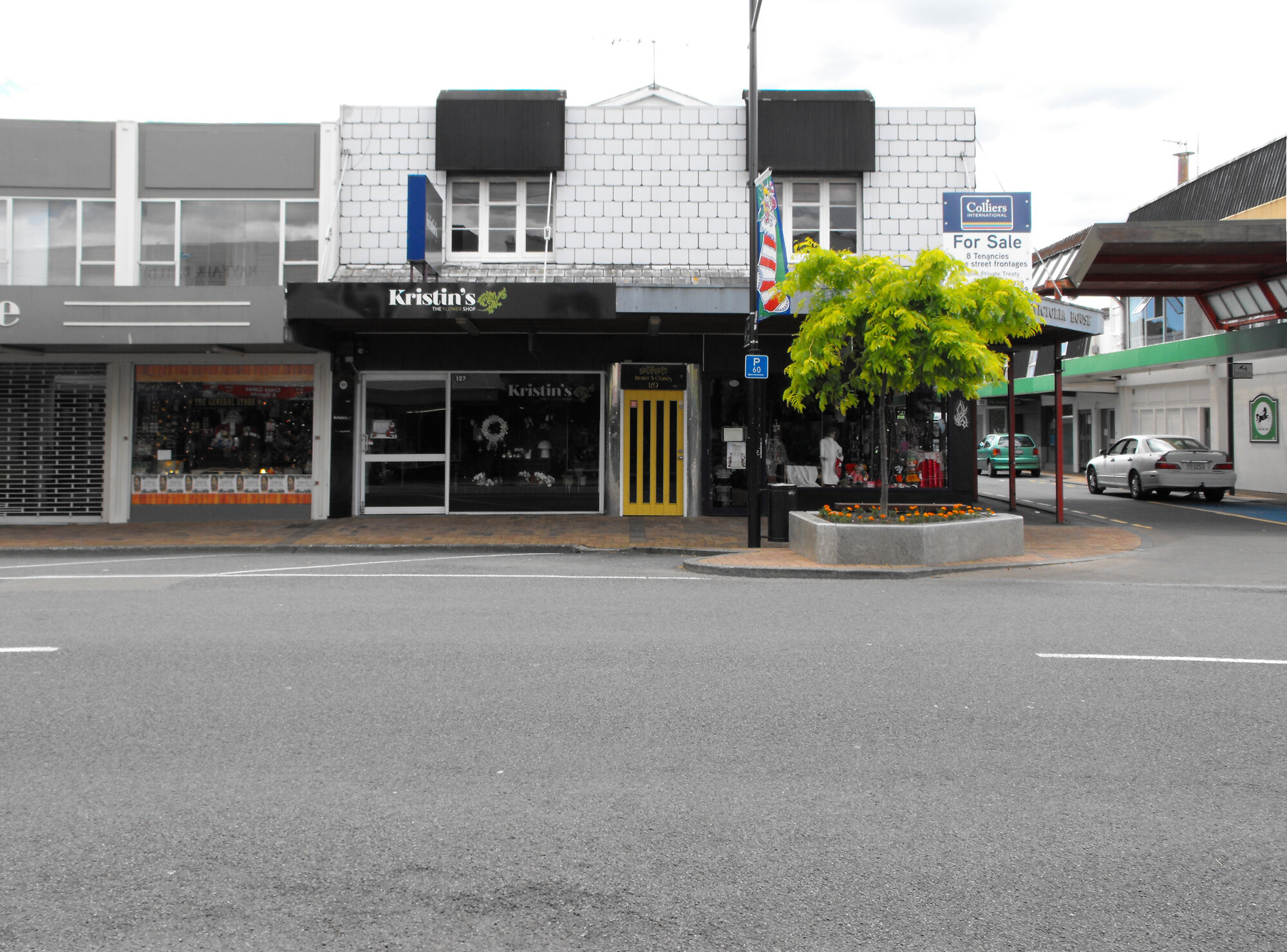 Main Street, north side; No. 125-131