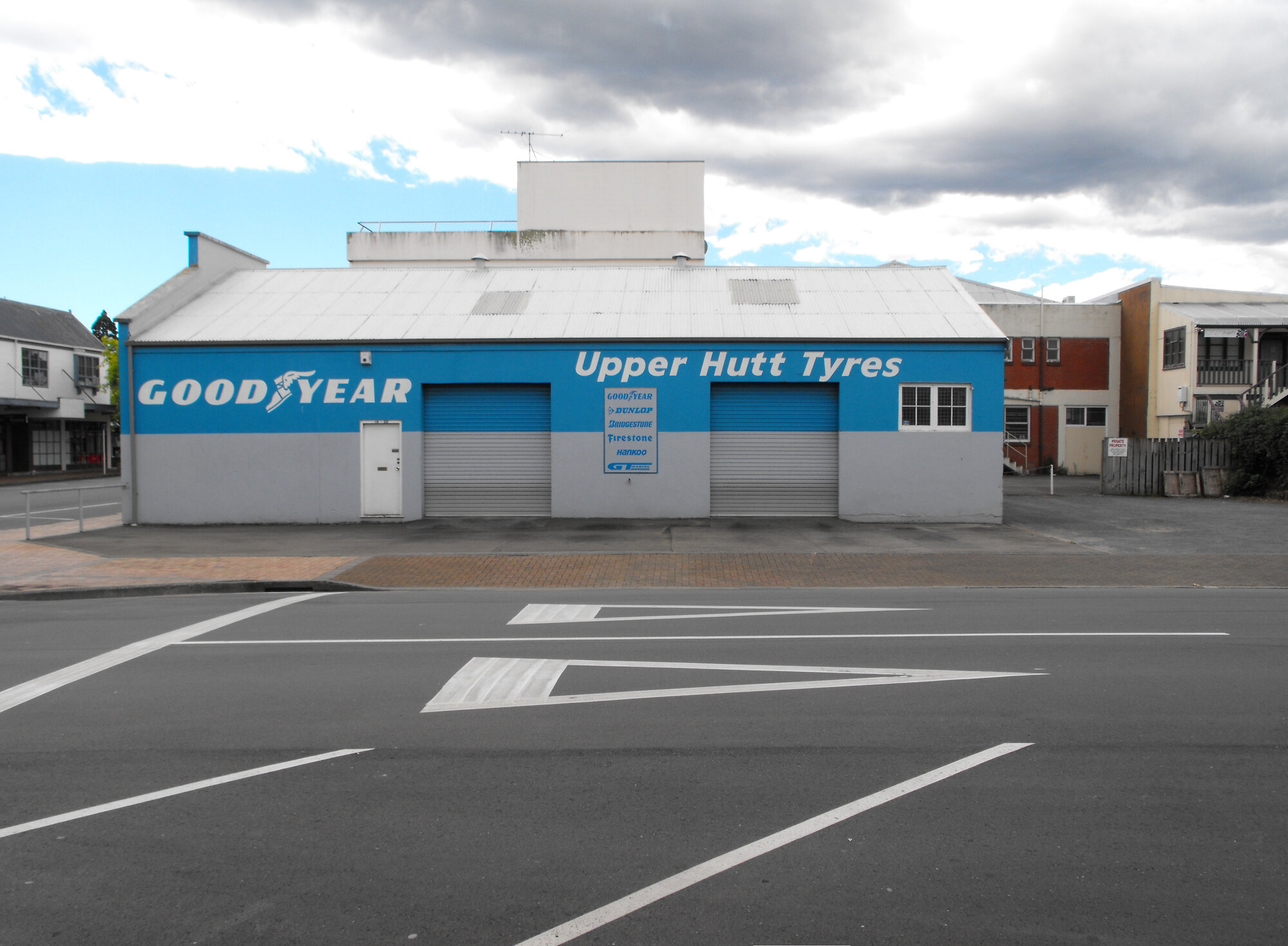 Geange Street, right side; No. 12; Upper Hutt Tyres