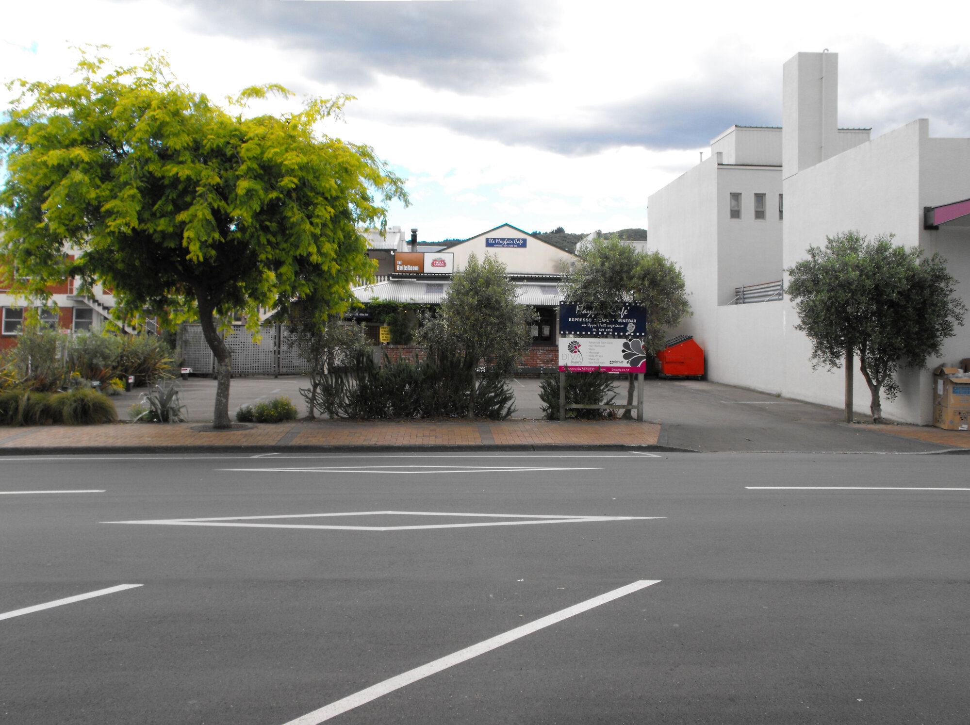 Geange Street, right side; No. 10; rear of the Mayfair Cafe and The BoileRoom