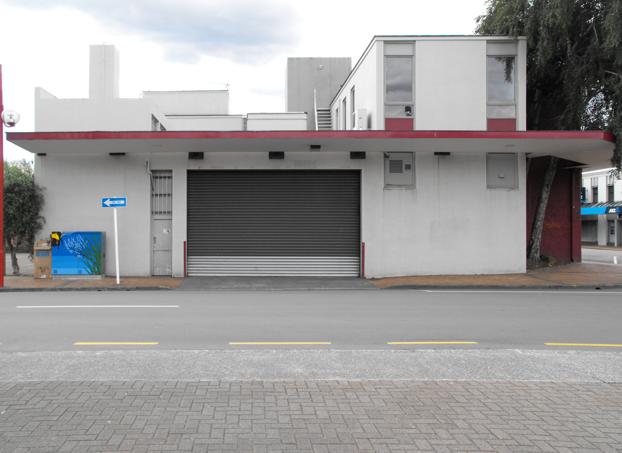 Geange Street, right side; No.  8; New Zealand Post distribution centre