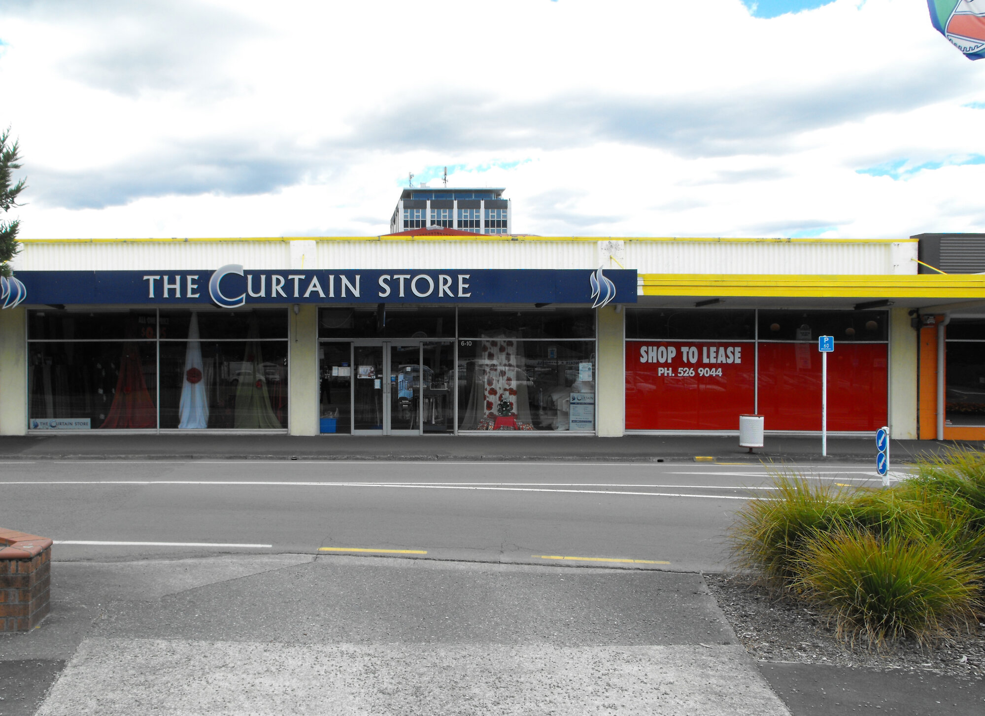 Queen Street, south side; No.  6-10