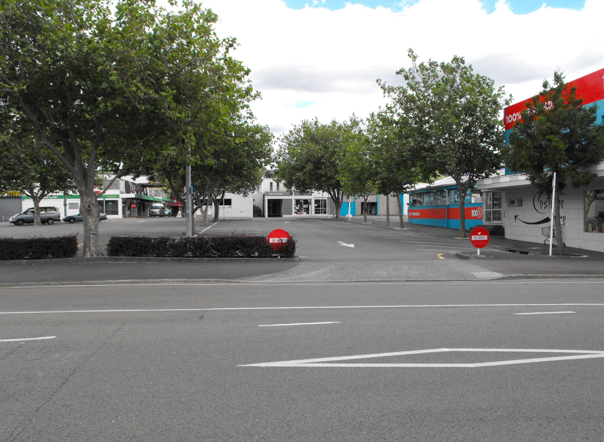 Queen Street, south side; No. 26*; west side of car park