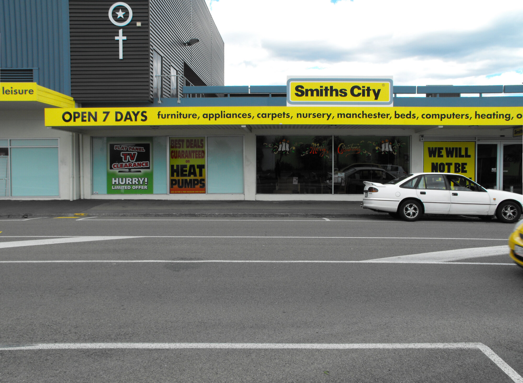 Queen Street, south side; No. 64-68