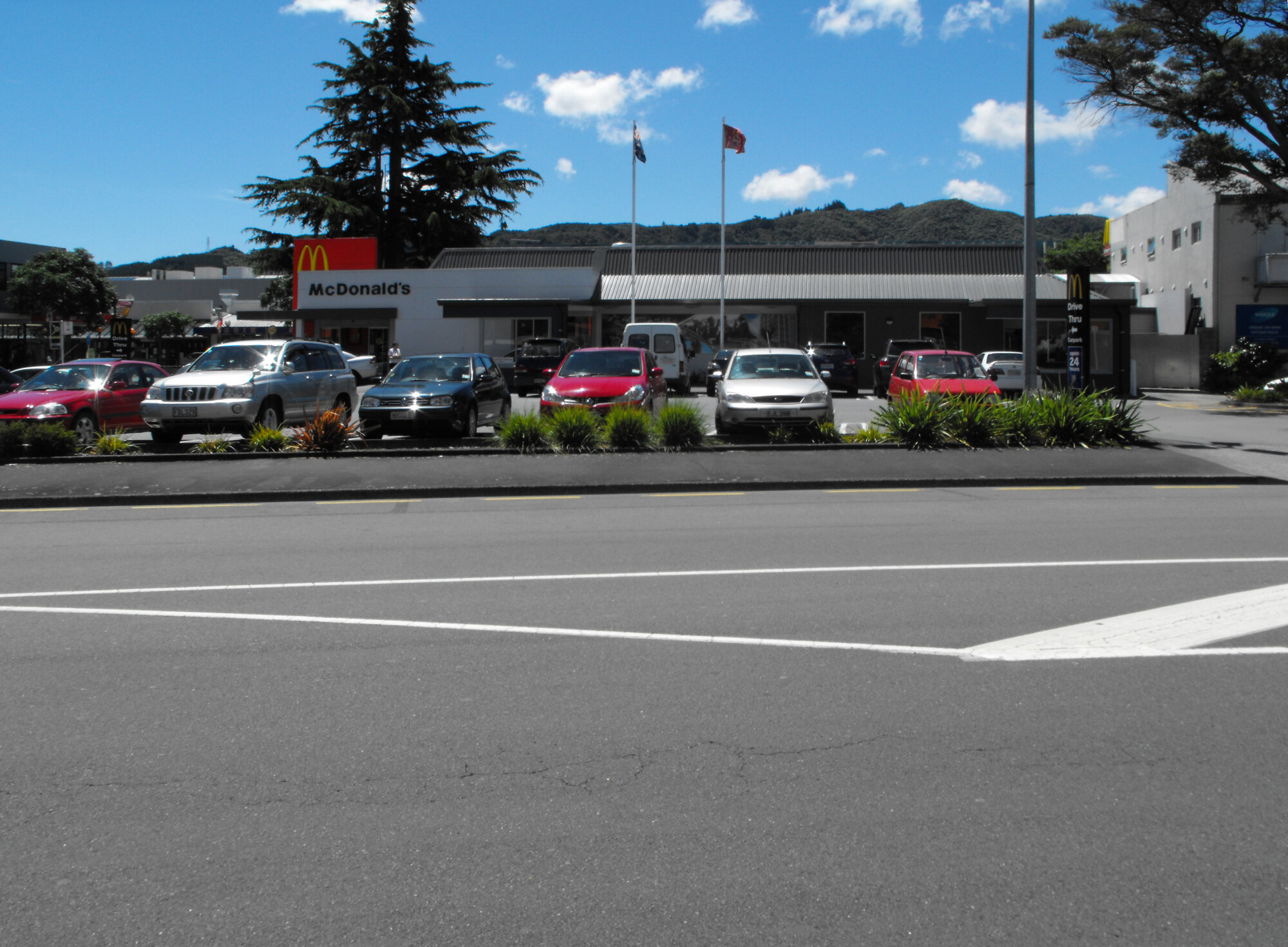 Fergusson Drive, north side; No.  935; McDonald's (202 Main Street)