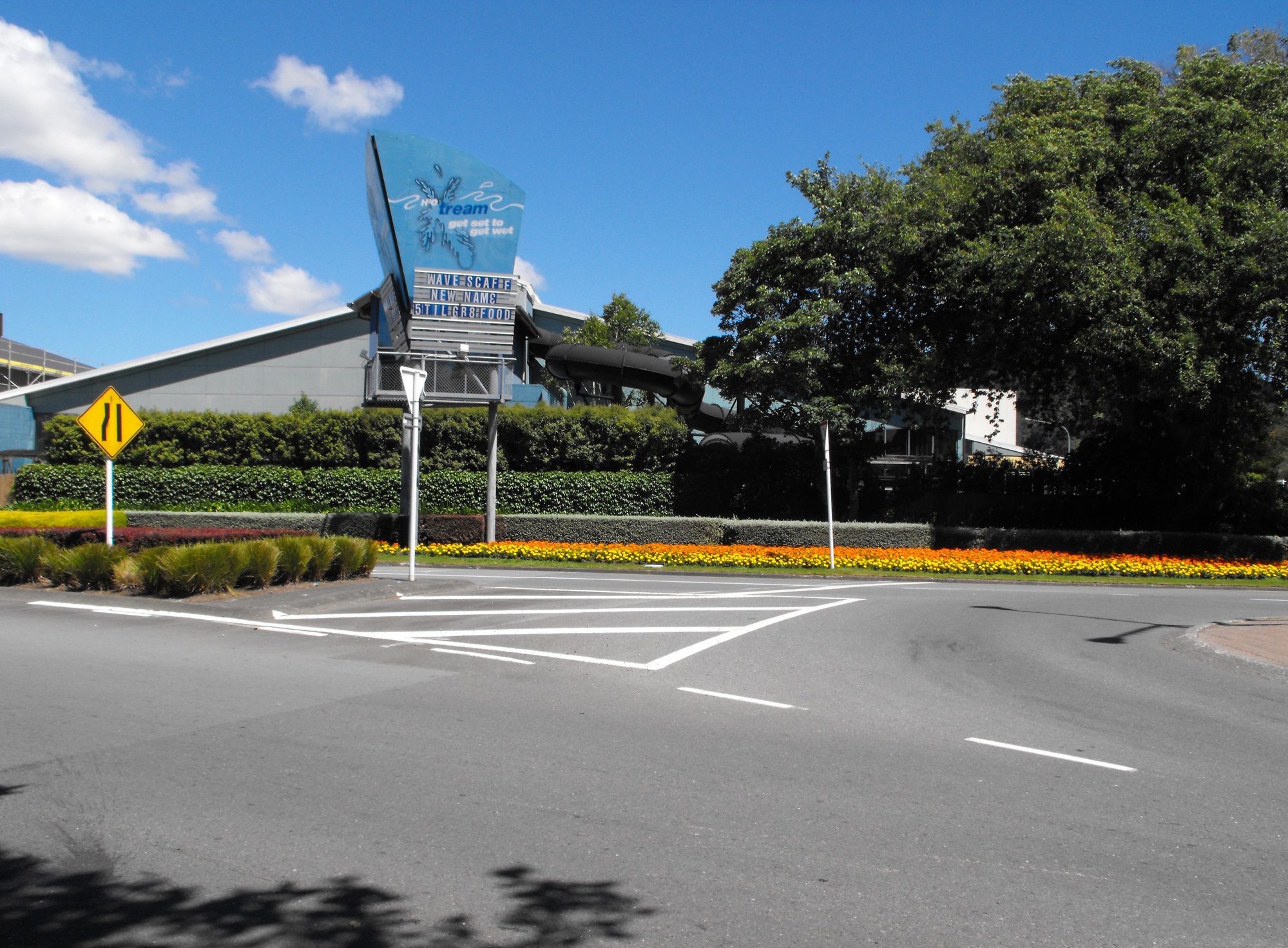 Fergusson Drive, south side; No.  830-834; H2O Xtream aquatic centre