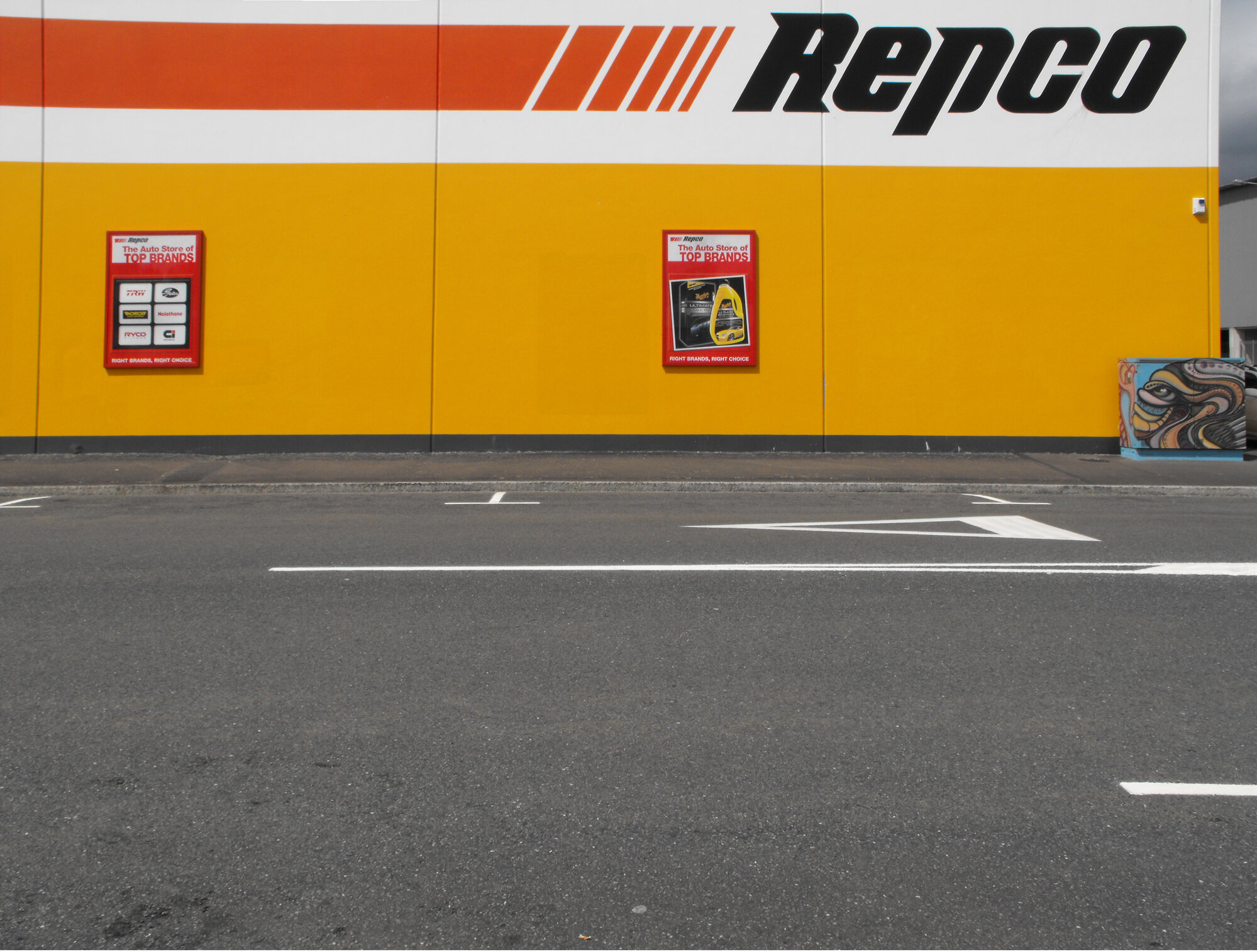 Logan Street east side 5; Repco (25 Queen Street)