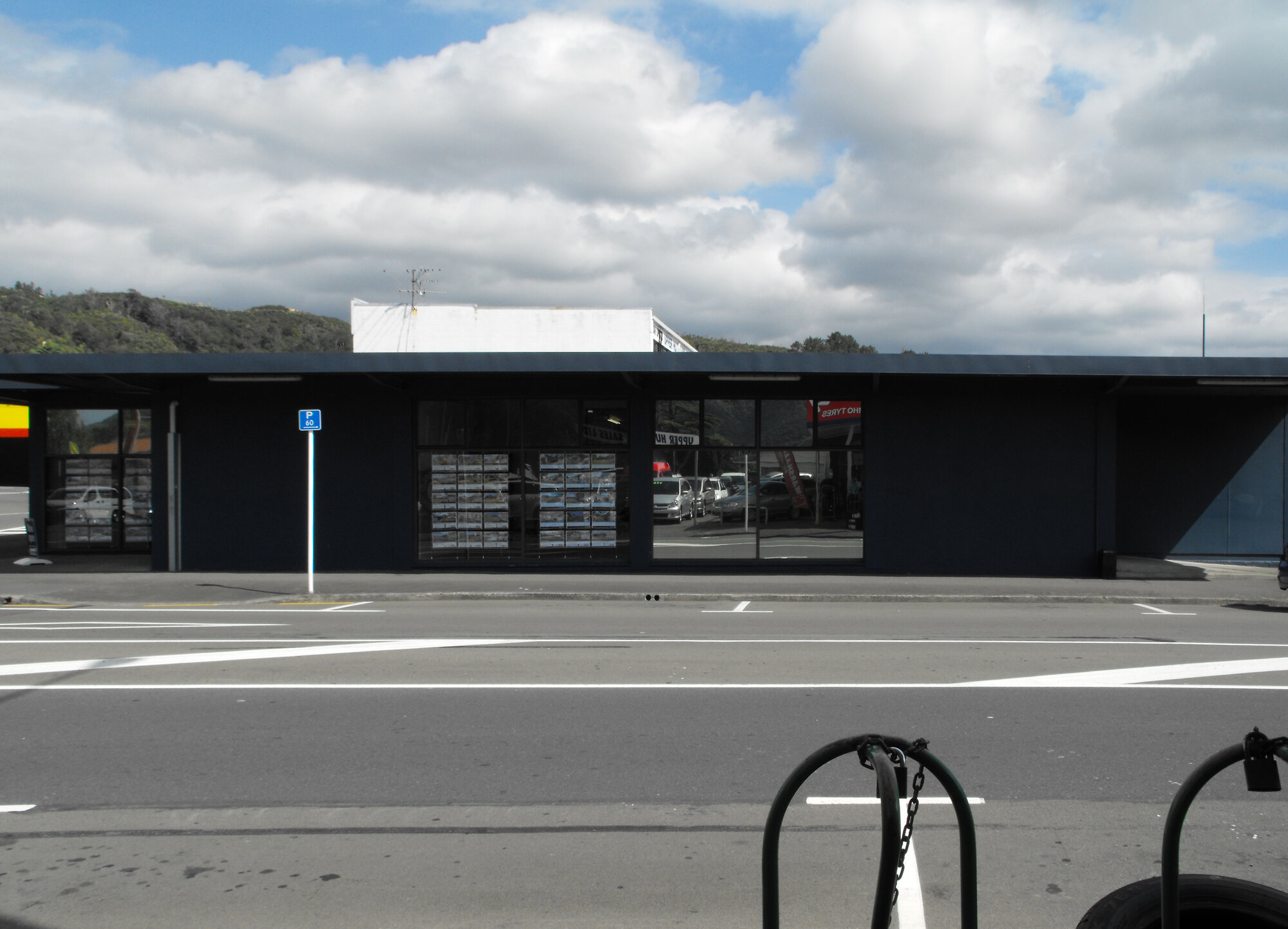 Queen Street, south side; No. 98*; Harcourts Real Estate