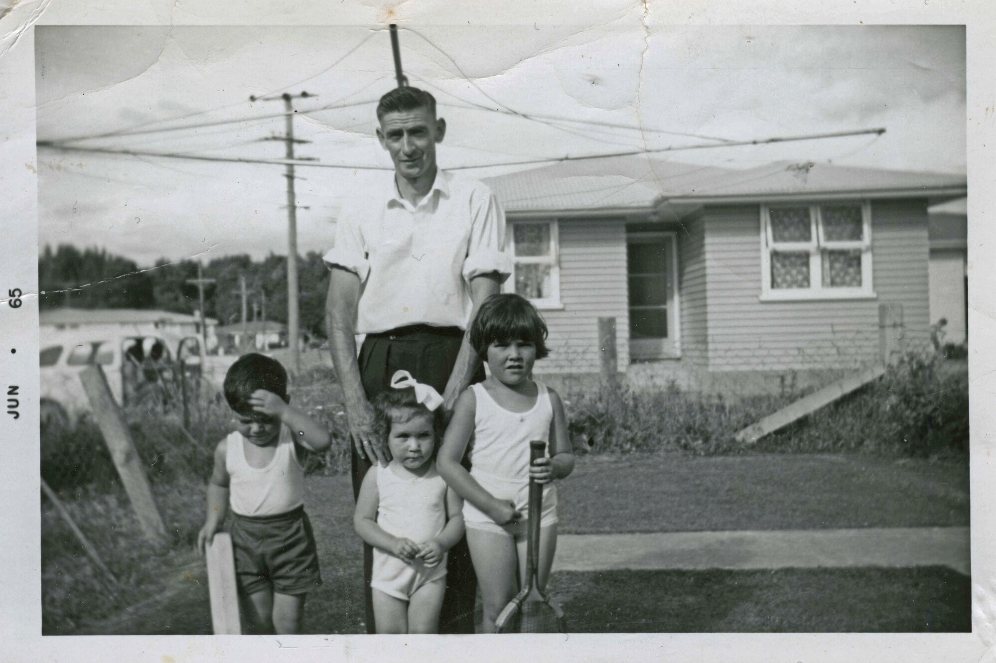 Ray Henderson with Colin, Janice and Carolyn, June 1965