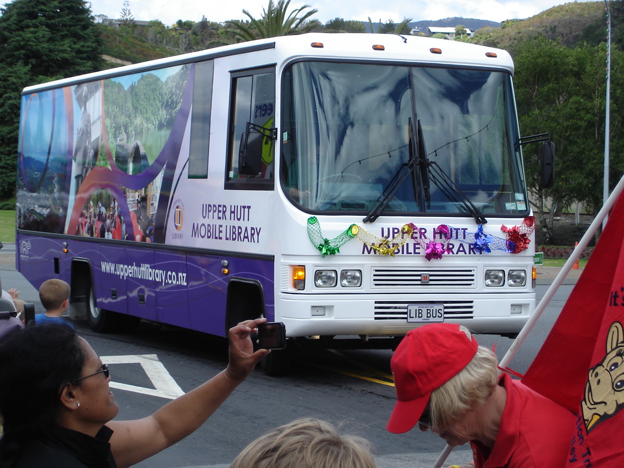 Christmas parade 2011; Upper Hutt City Library; mobile library bus
